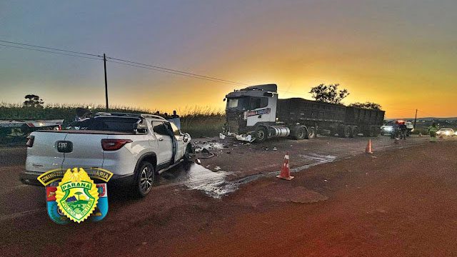 Acidente Envolvendo Carro Placas De Faxinal Deixa Dois Mortos