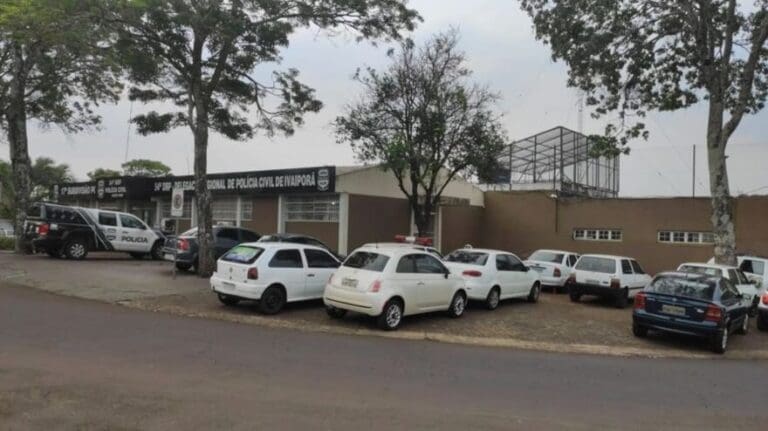 No domingo (11), os detentos promoveram quebra na carceragem