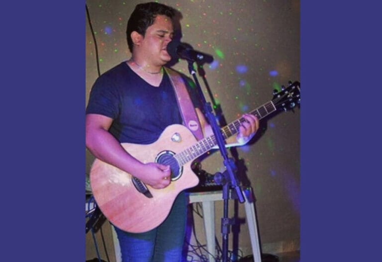 cantor sertanejo tiro acidental