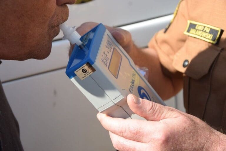 Homem é preso em flagrante por dirigir embriagado em Faxinal