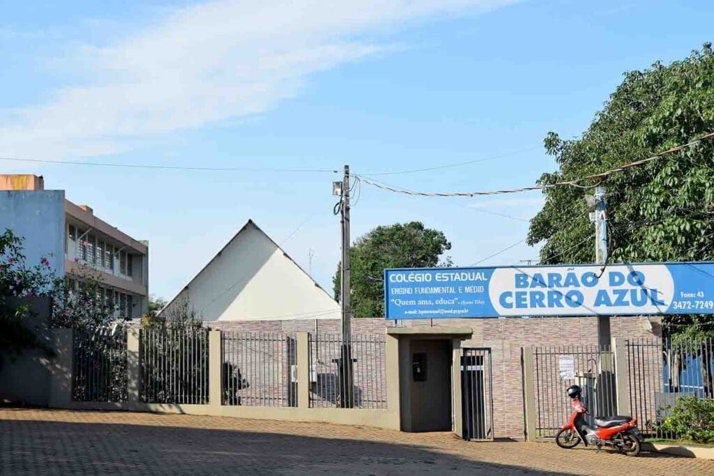 Paraná amplia ensino integral e colégio de Ivaiporã é beneficiado