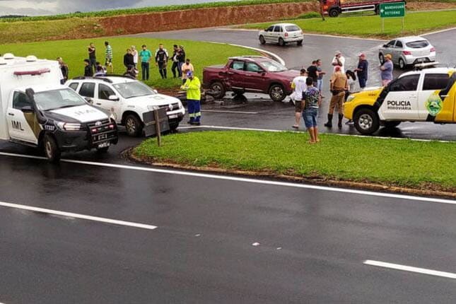 Motociclista morre em colisão com camionete na PR 444 neste domingo