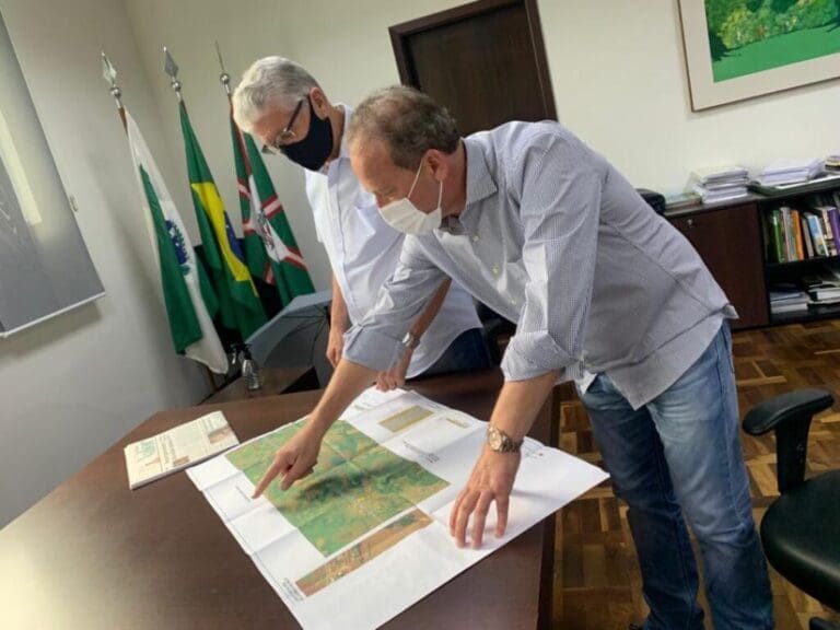 Seab: Carlos Gil apresenta projetos de pavimentação de estradas rurais