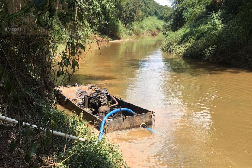 Polícia Ambiental flagra extração irregular no Rio Ivaí