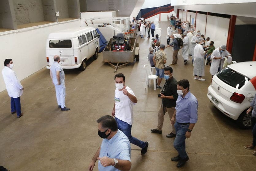 Municípios do Paraná aderem à vacinação de domingo a domingo