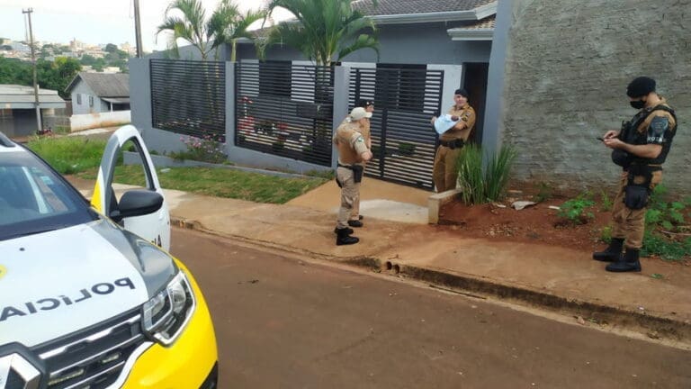 Policiais salvam recém-nascido engasgado em Ivaiporã