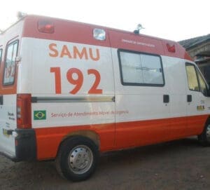 Samu em atendimento