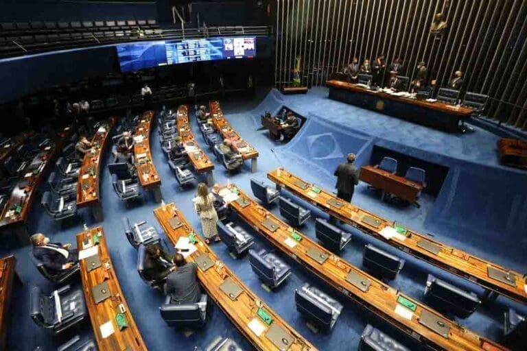 Senado aprova em segundo turno PEC Emergencial