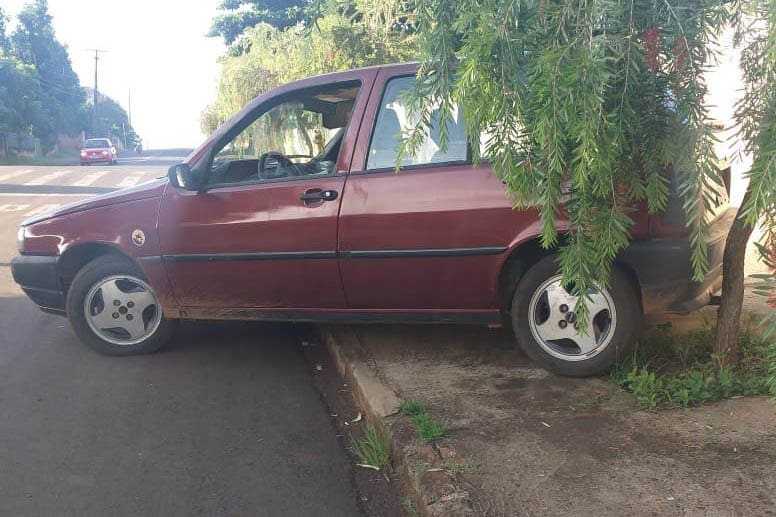 Fiat Tipo furtado em Jardim Alegre é localizado