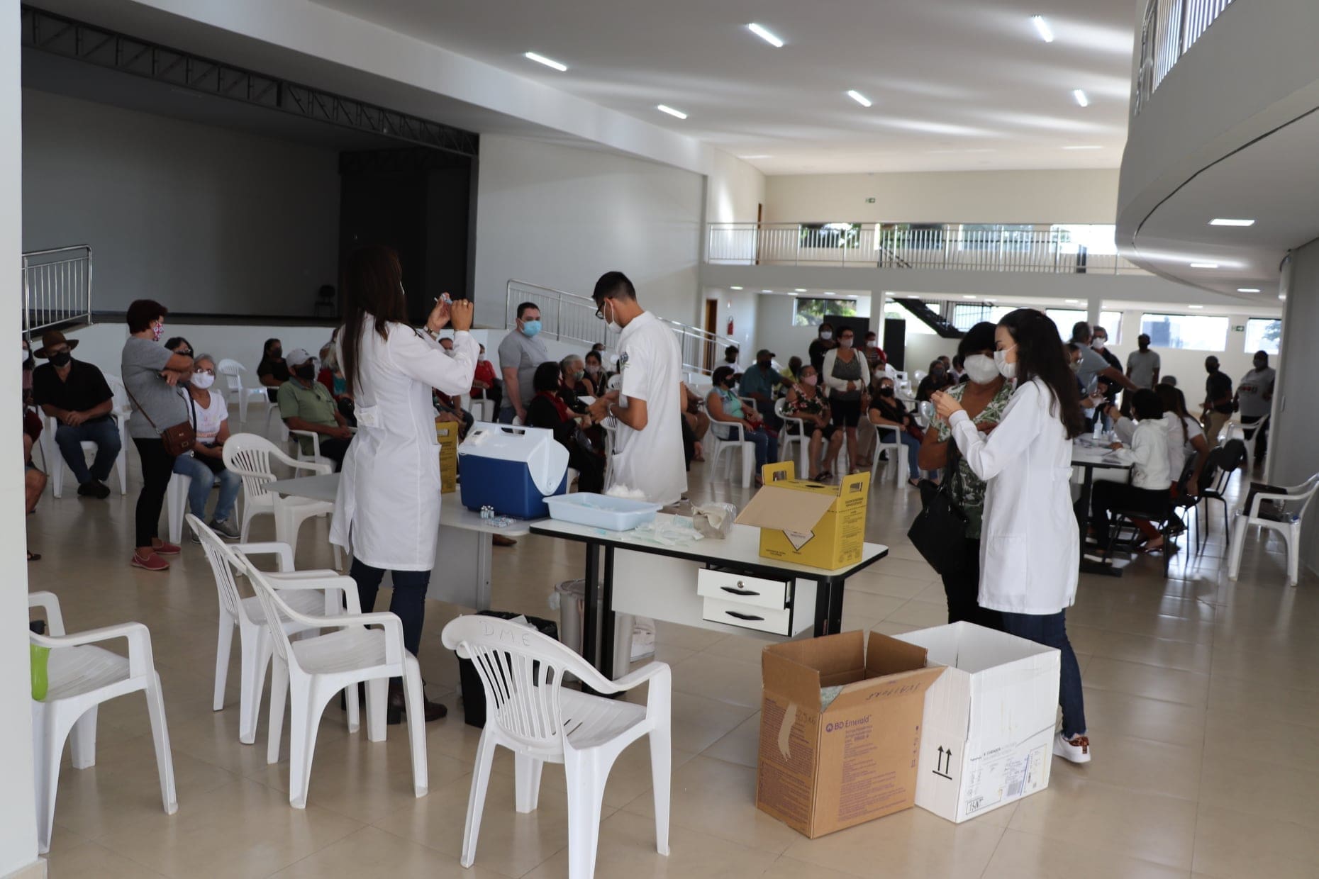 Idosos acima de 70 recebem segunda dose em Ivaiporã