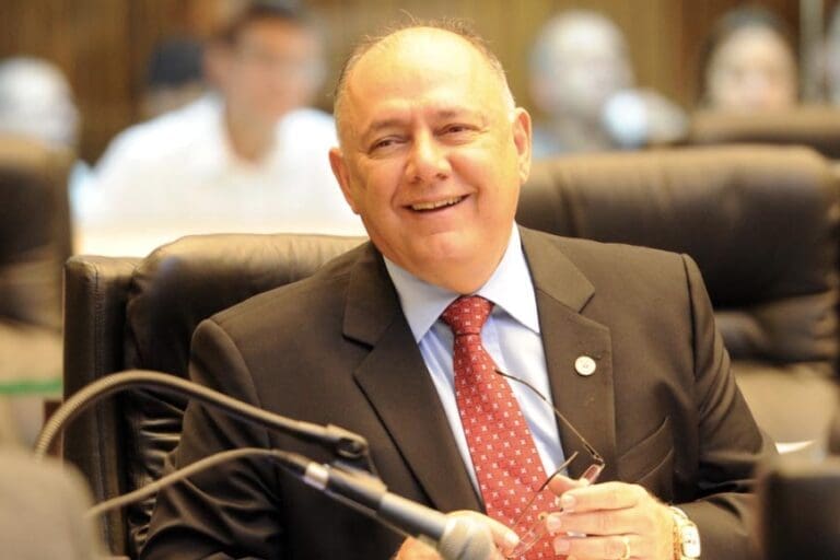 Deputado Schiavinato morre aos 66 anos, vítima da Covid-19