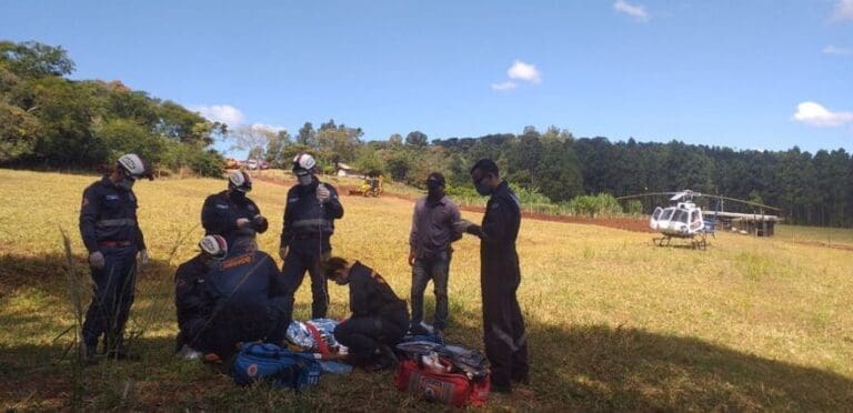 Trabalhador fica ferido em desmoronamento em Jandaia do Sul