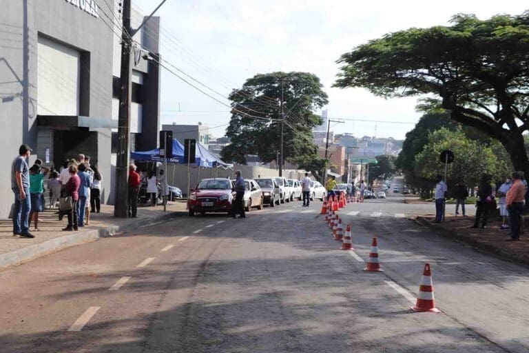 Ivaiporã vacinou 400 idosos acima de 65 anos, neste domingo
