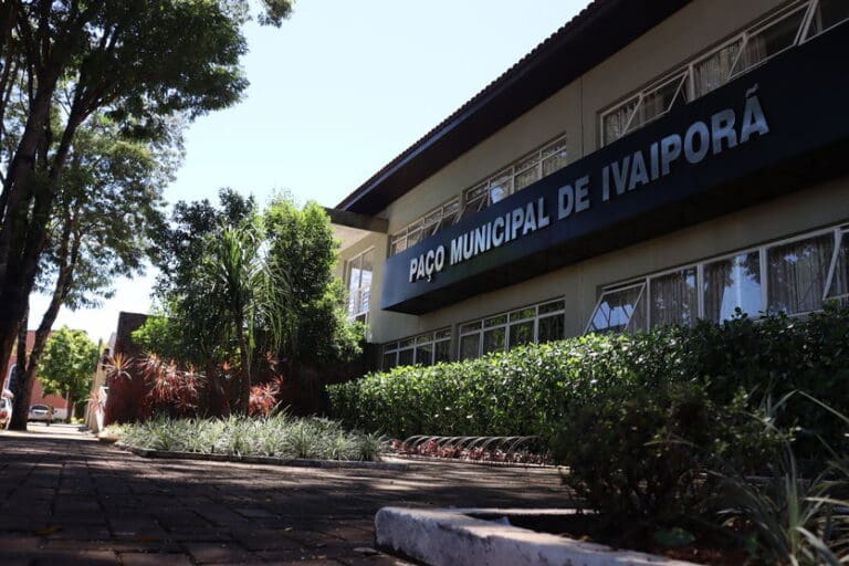 Prefeitura de Ivaiporã antecipa 1ª parcela do 13º salário