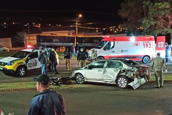 Dois acidentes entre carro e moto em Ivaiporã deixa três feridos