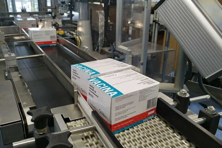 Saúde recebe mais 2,7 milhões de doses de AstraZeneca