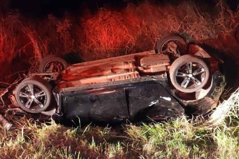 Três pessoas morrem em acidente na PR-573, em Braganey