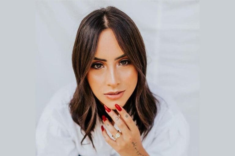 Modelo mineira morre em acidente no Paraná