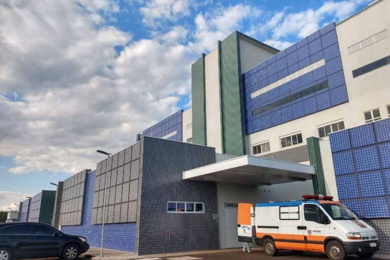 ocupação dos leitos de UTI, enfermaria 25,9%