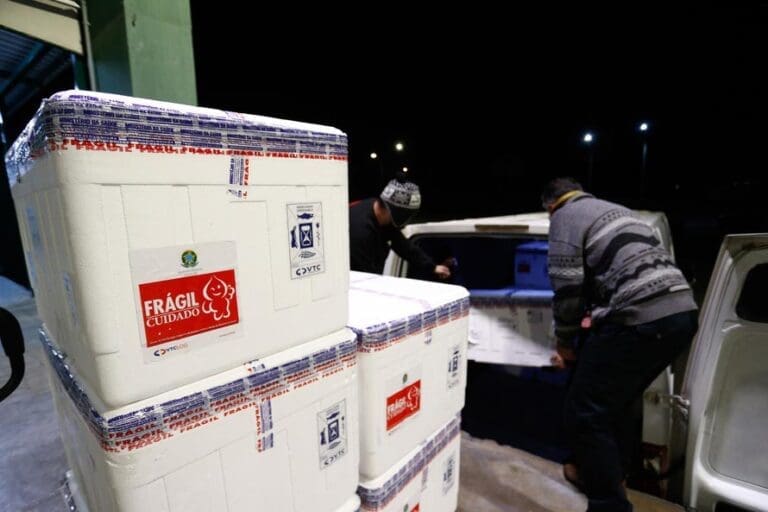 SESA recebe mais doses de vacina e começa a distribuir nesta quarta