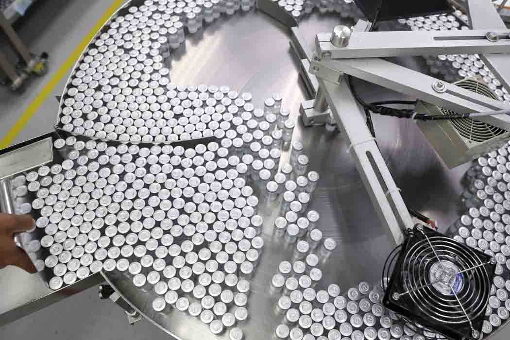 Butantan recebe ingrediente para 20 milhões de doses de vacina