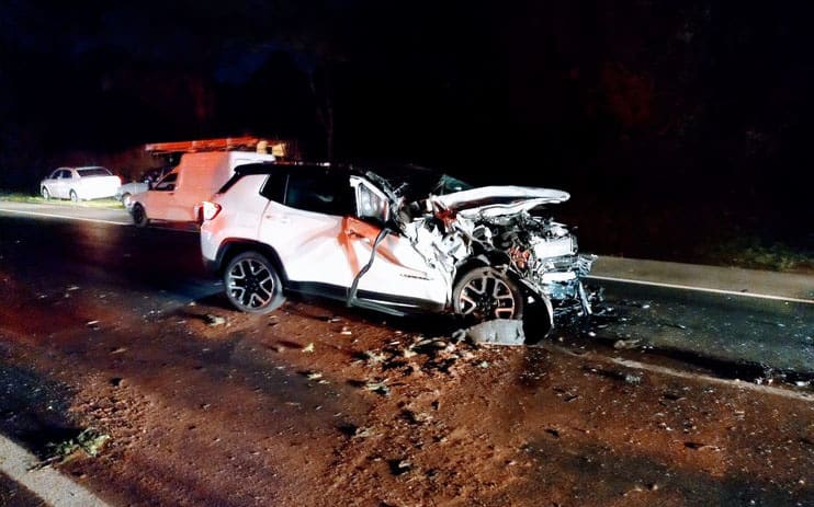 Acidente entre caminhão e carros deixa três mortos em Rolândia
