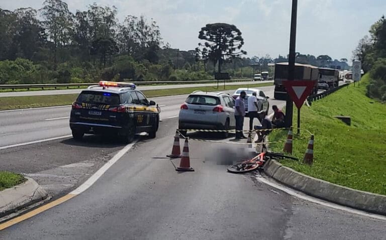 Ciclista morre atropelada por caminhão na BR-277