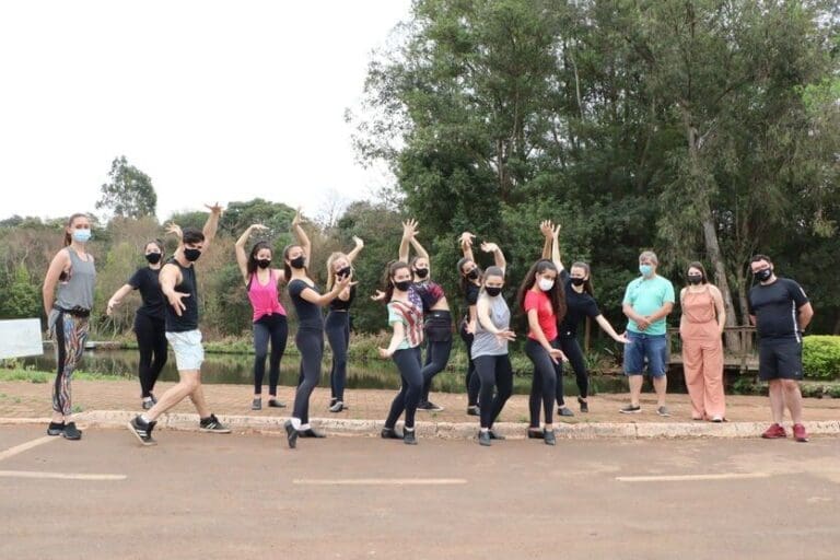 Ivaiporã terá desfile alegórico ambiental dia 21