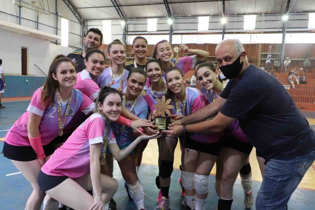 Futsal, Vôlei e Basquetebol Ivaiporã vencem fase regional do 63º Japs