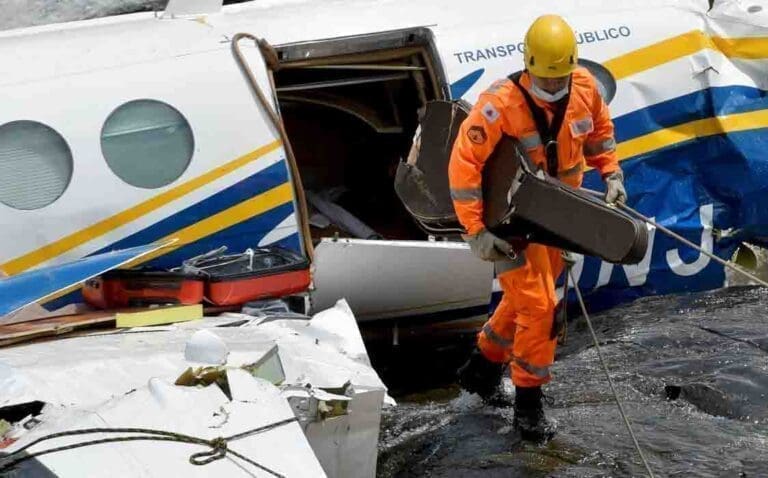 Vítimas em acidente com Marília Mendonça morreram pelo impacto