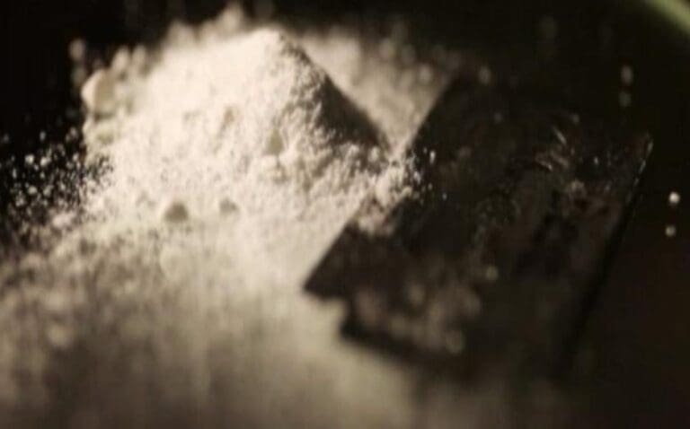 PM de Lidianópolis prende dois suspeitos de tráfico de drogas