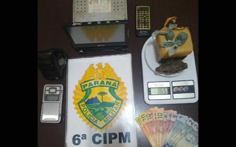 Maconha encontrada em casa abandonada