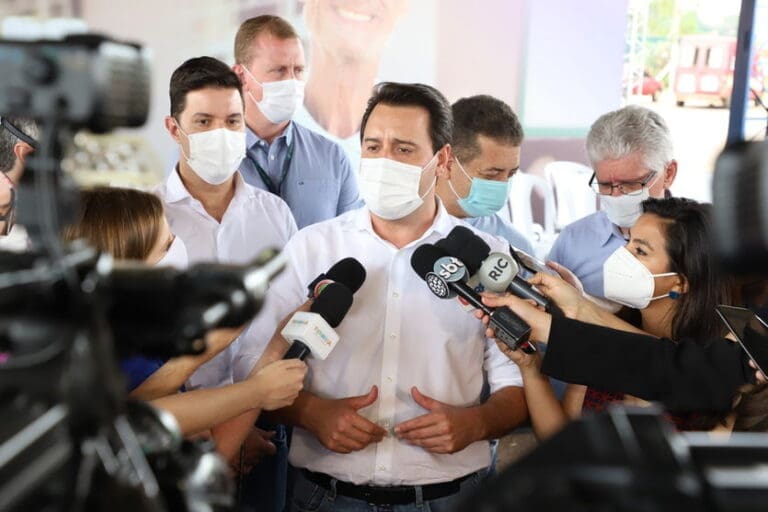 Ratinho máscara natal