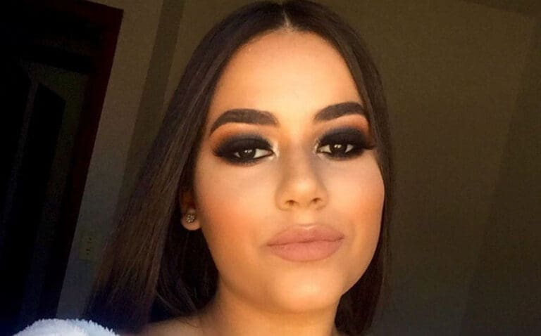 Estudante estado grave química