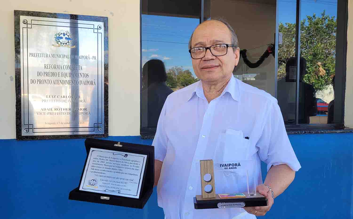 Médico é homenageado