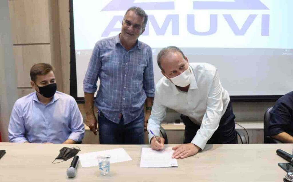 Amuvi