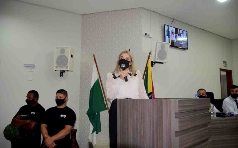 vereadores cassam presidente da Câmara de Ivaiporã