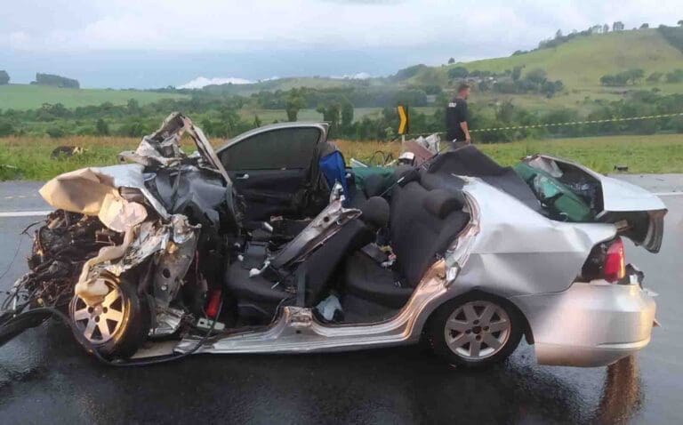 Batida 444 em Apucadrana