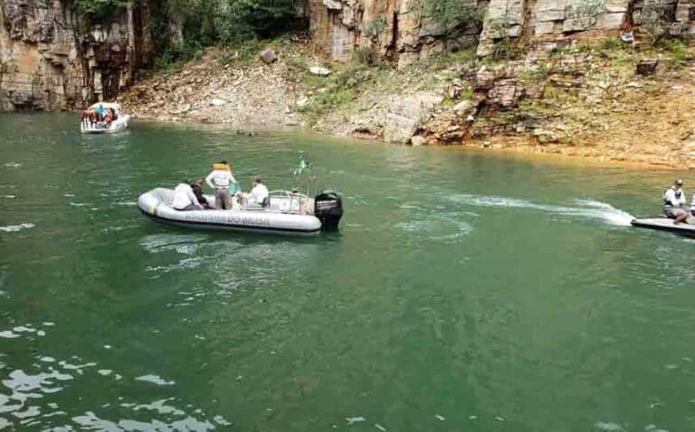 Sobe para sete número de mortos em Capitólio, três continuam desaparecidos