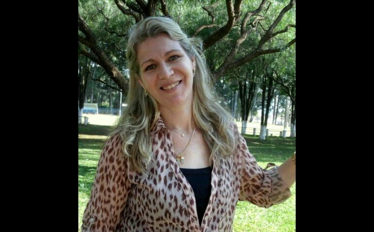 Viviane Ricken da Costa