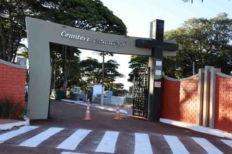 Cemitério Municipal de Ivaiporã