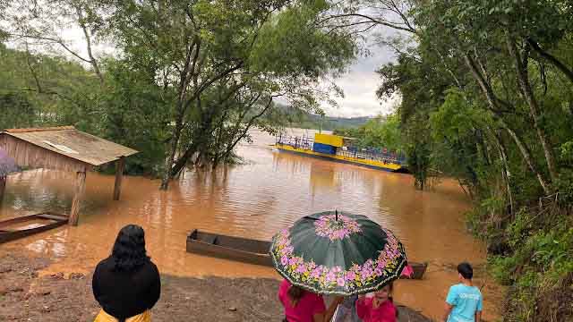 Cerca de 30 famílias tiveram que deixar suas residências / Foto: Assessoria Prefeitura de Rio Branco do Ivaí