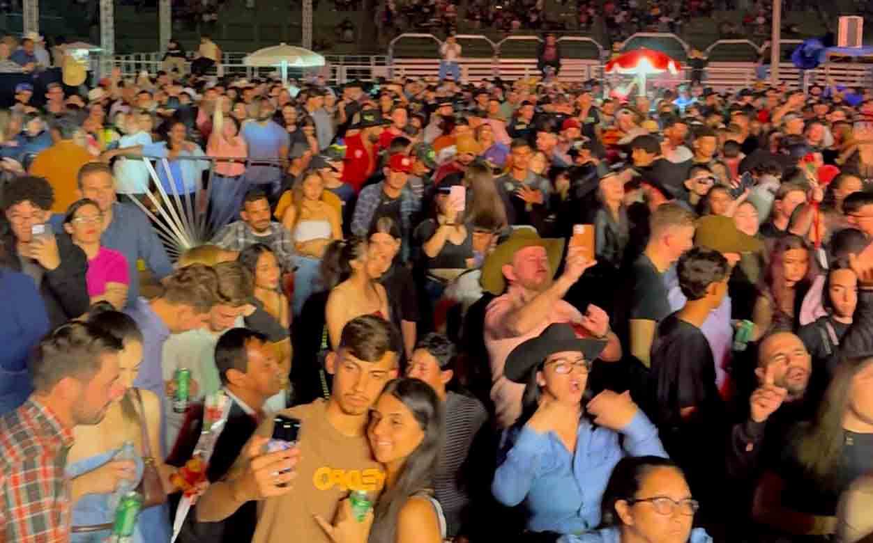 78f7e98f-57b2-4129-88de-800698c60d26