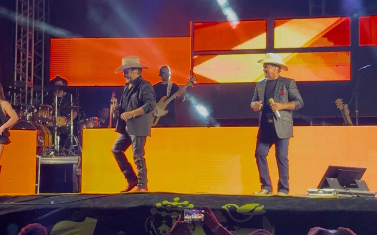 b3e65e77-9abe-4ef4-94b9-f321dfeae5aa