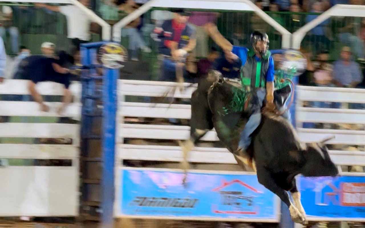 c5de0e90-11d5-42ce-bb9c-574e687bbe74