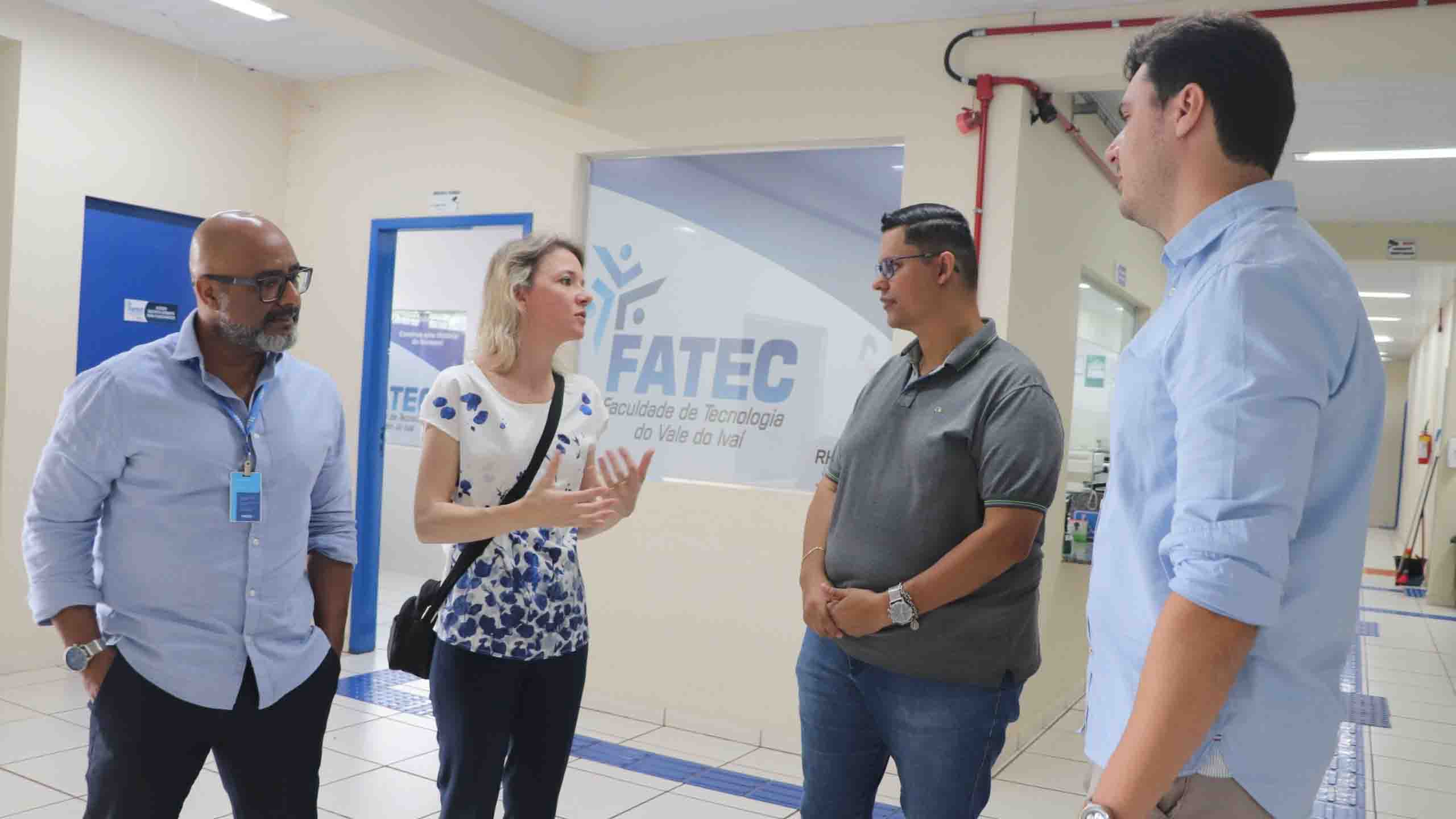 27af0892-2e01-484e-83bc-bfd8894b22d2