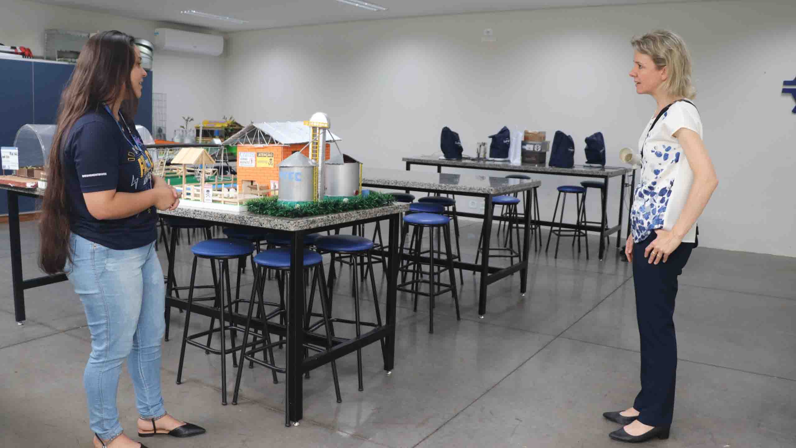 58862514-c830-4e48-b361-7b317d4059bf