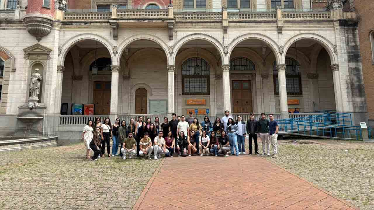 9f6aab64-a8f1-4a77-8618-7c7fe28a539d