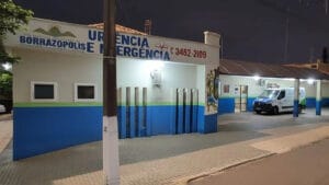 Um homem em surto mobilizou a Polícia Militar (PM). Ele foi encaminhado ao hospital municipal