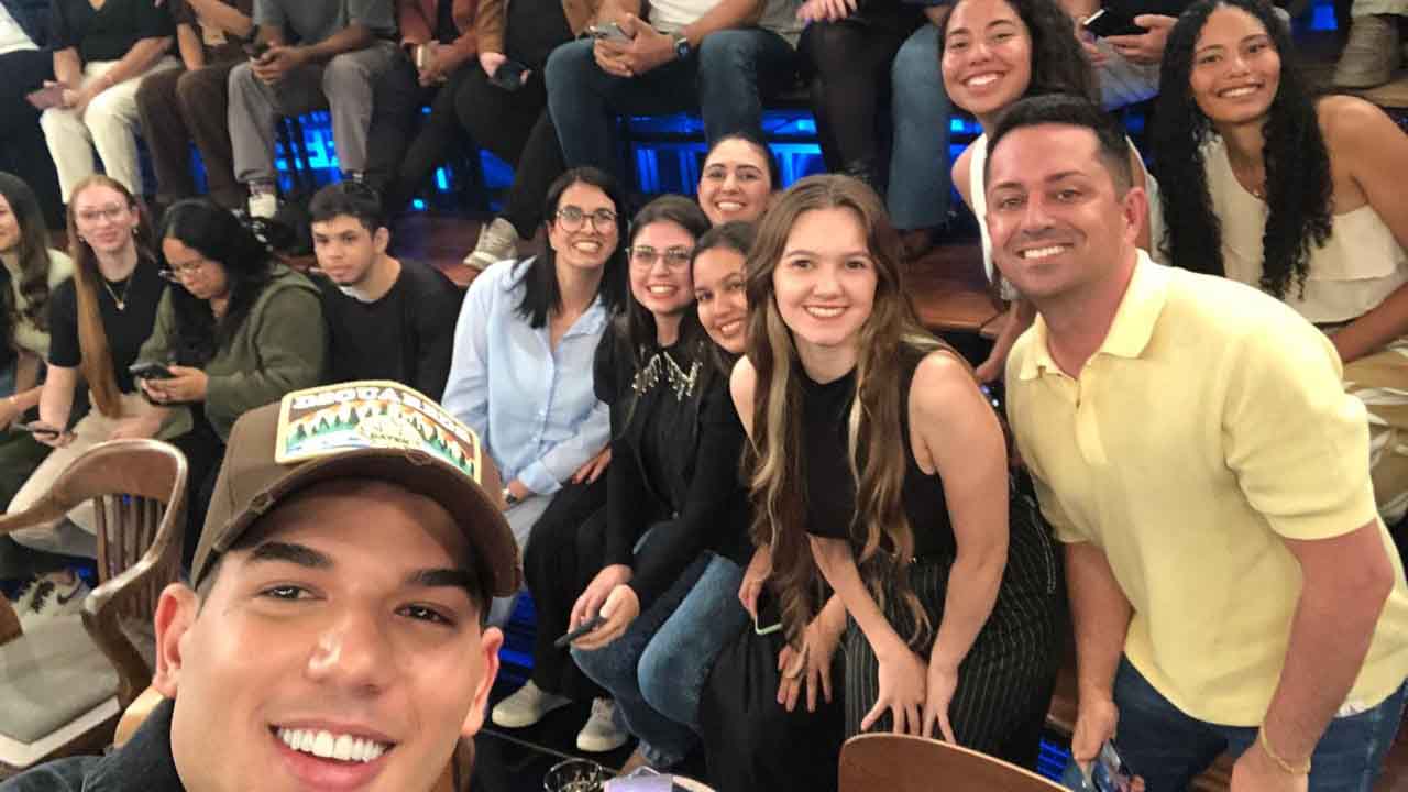 b5ce01df-9573-4462-b0ee-b7e5aed27b88